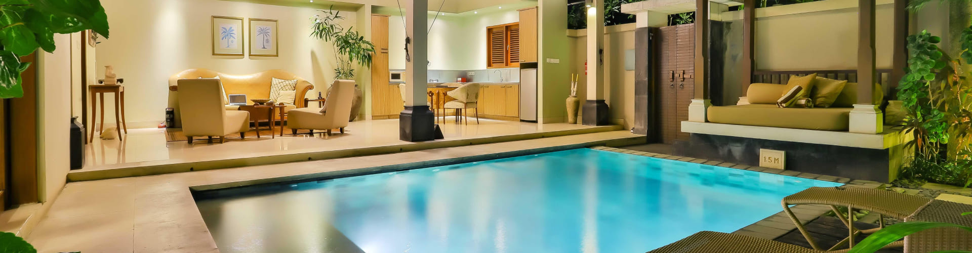 精品民宿泳池景观