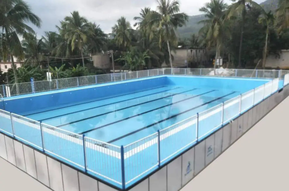 别墅庭院钢结构泳池