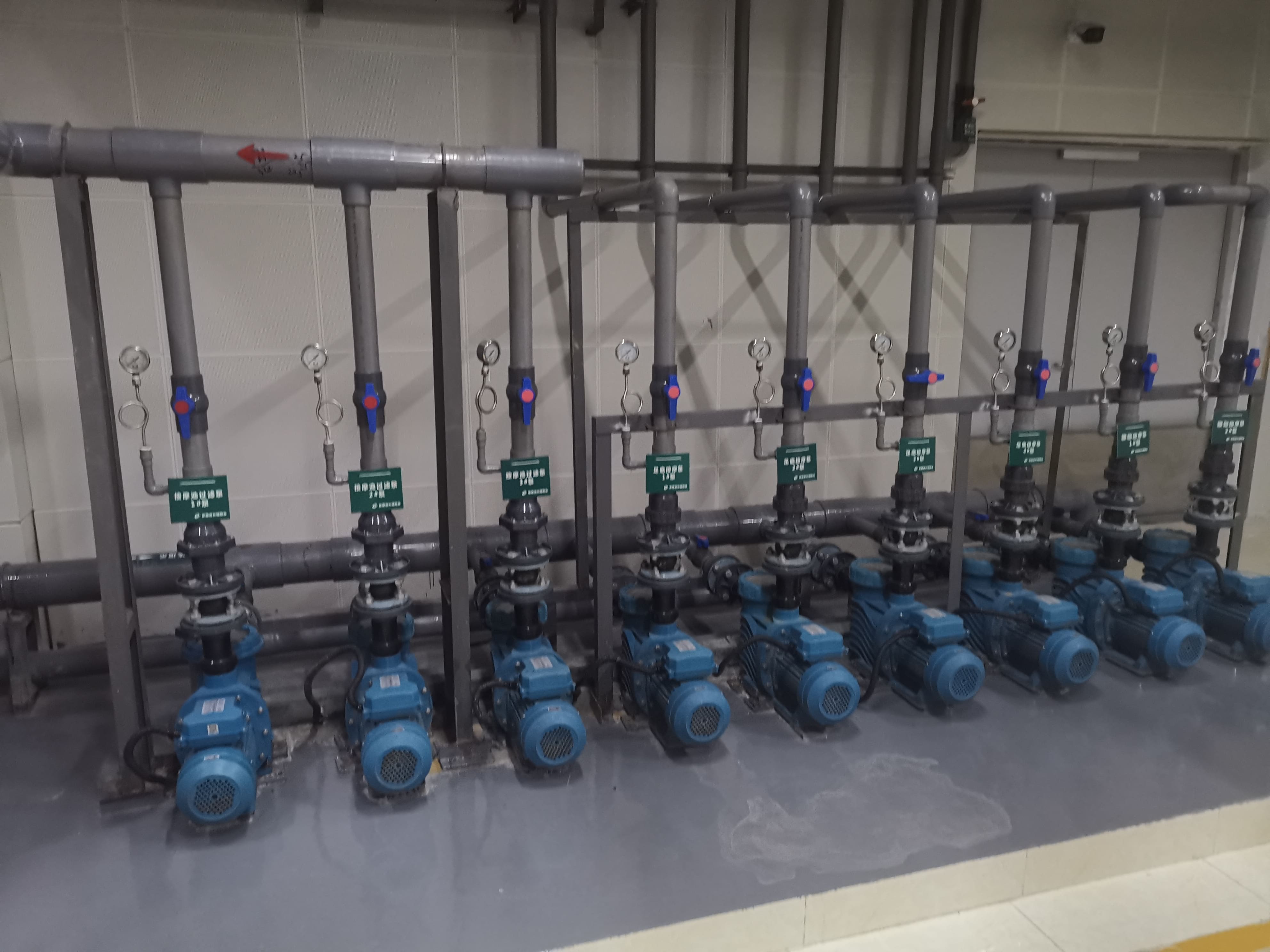 合肥市老年大学室内泳池