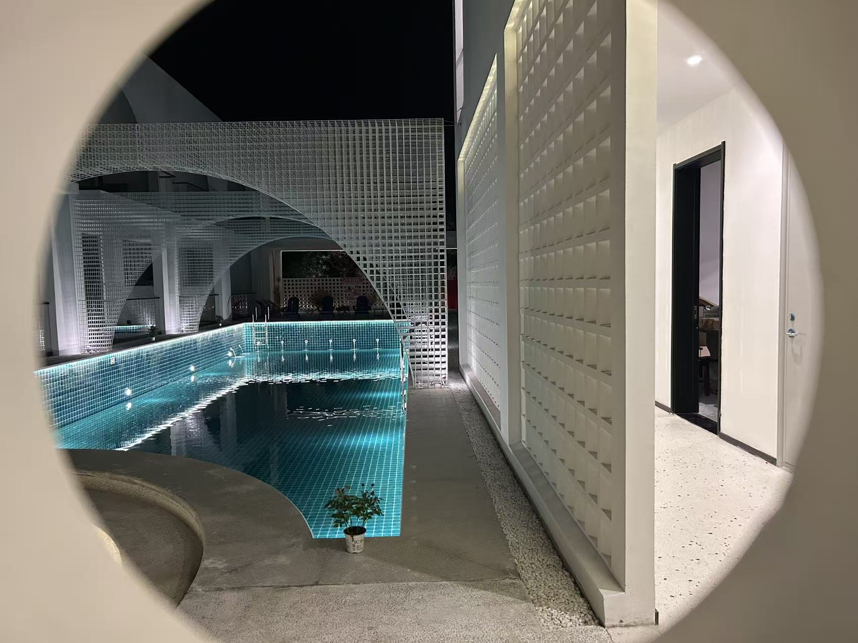 扬州仪征市枣林湾少间花筝曲民宿泳池