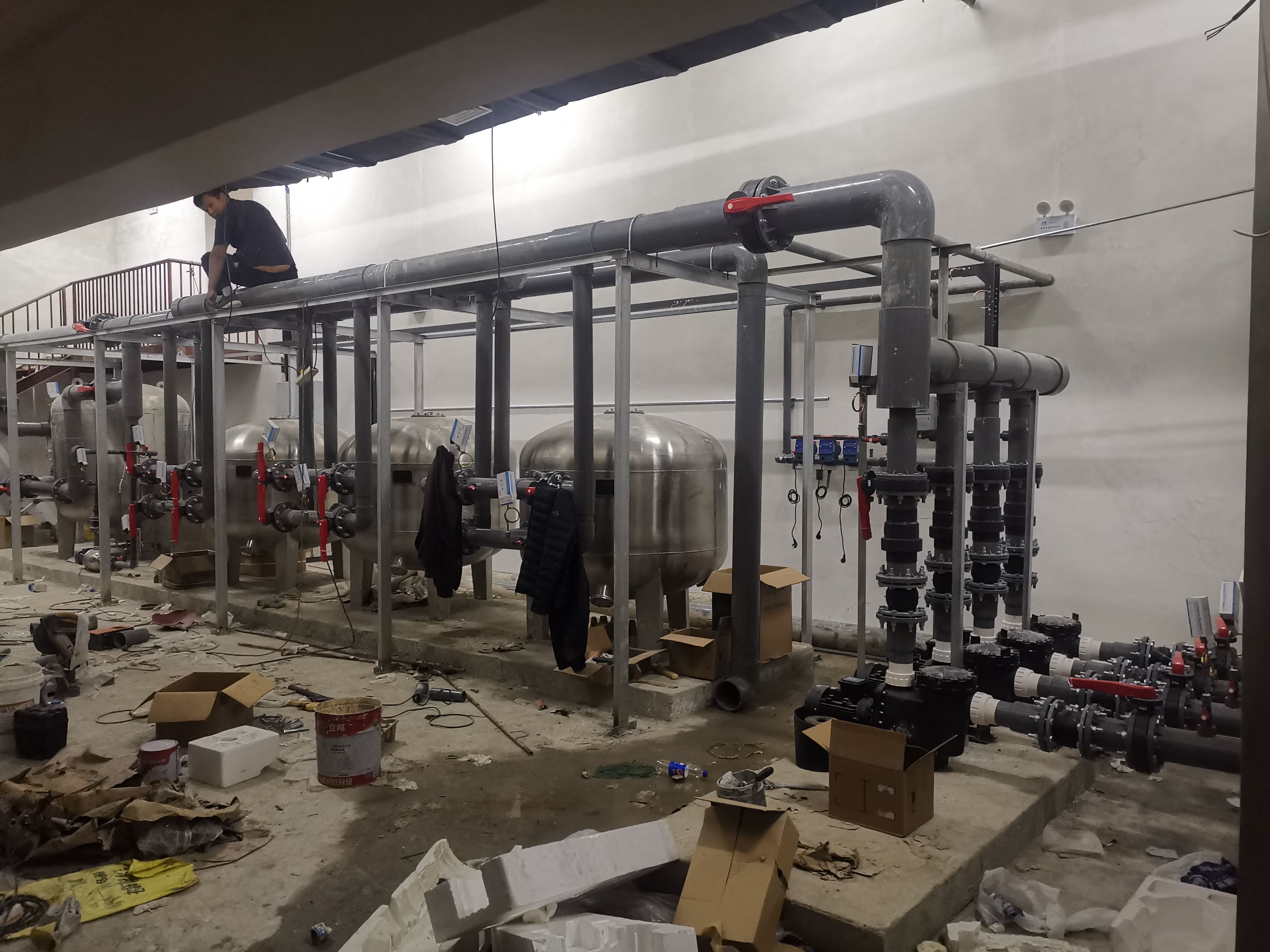 淮南市寿县一中室内泳池