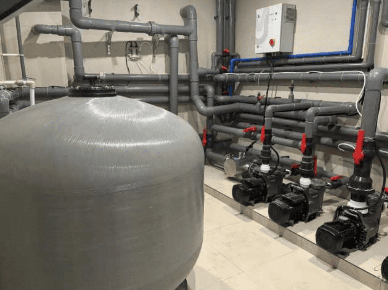 西安国领别墅室内泳池