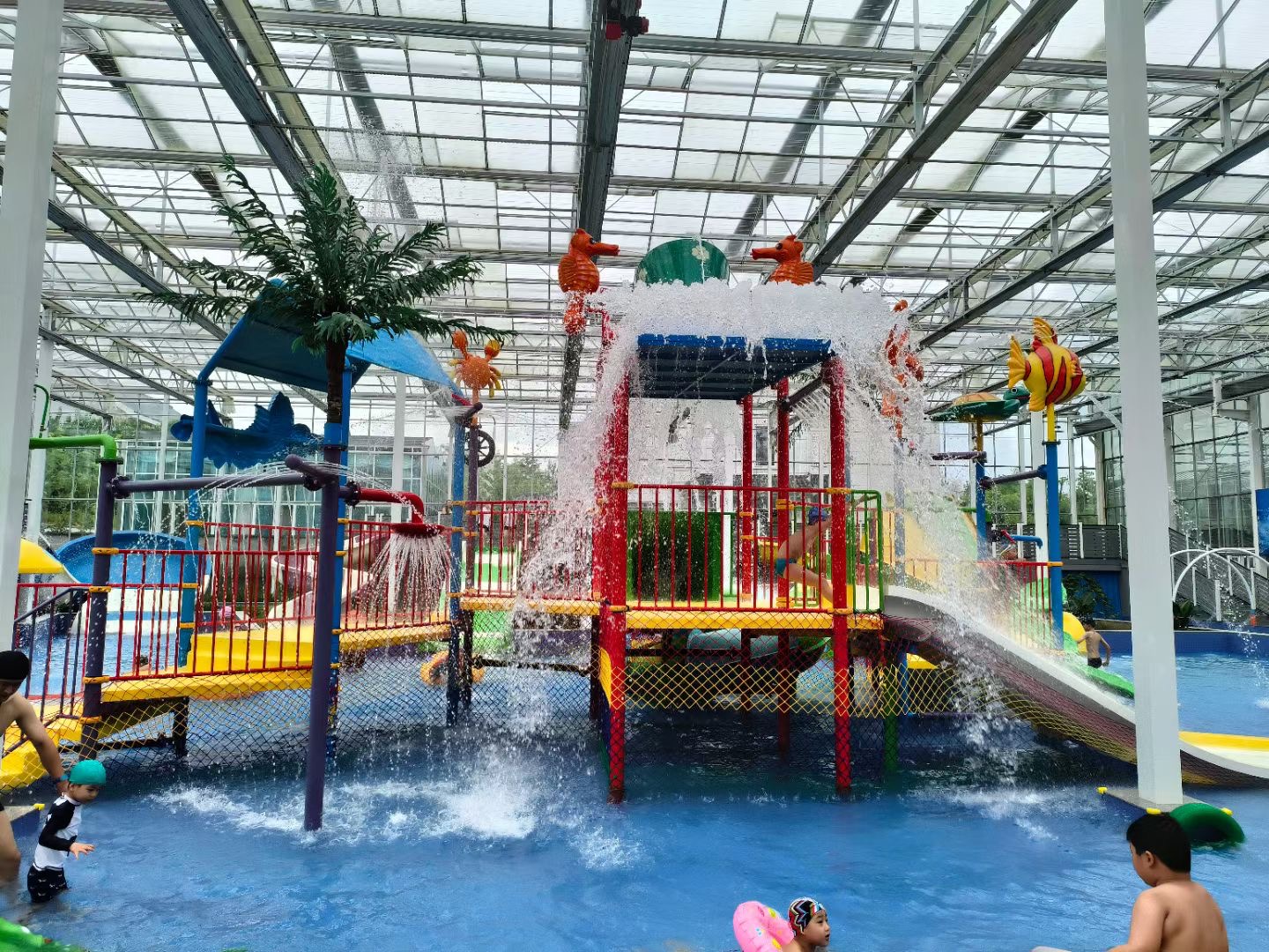 西安市温德姆酒店水上乐园及泳池