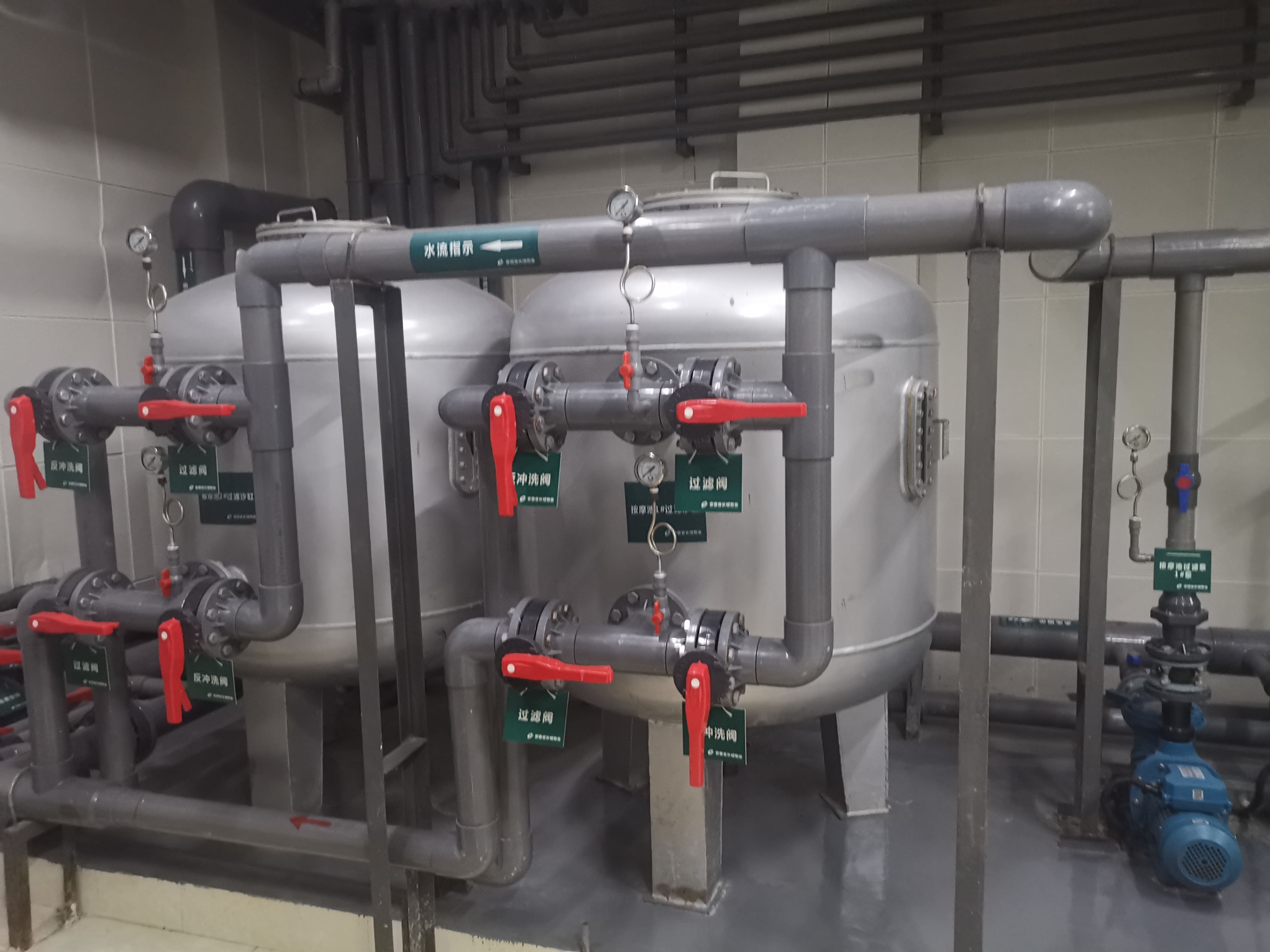 合肥市老年大学室内泳池