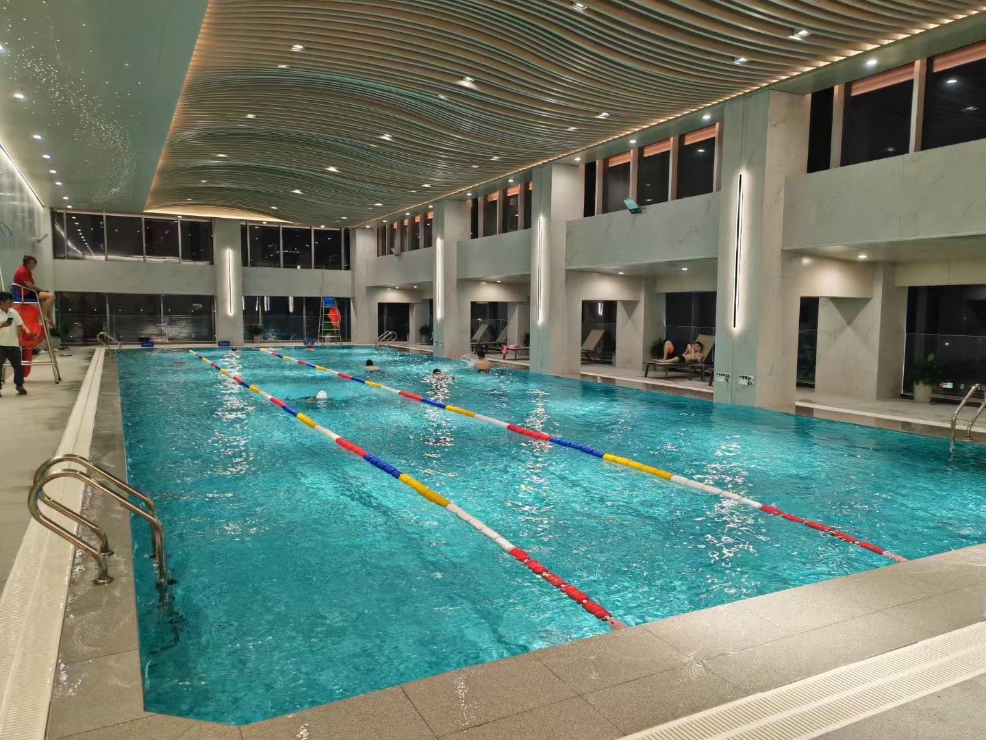 宜昌市加查热果健身活动中心室内泳池