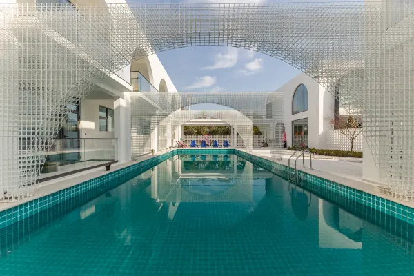 扬州仪征市枣林湾少间花筝曲民宿泳池