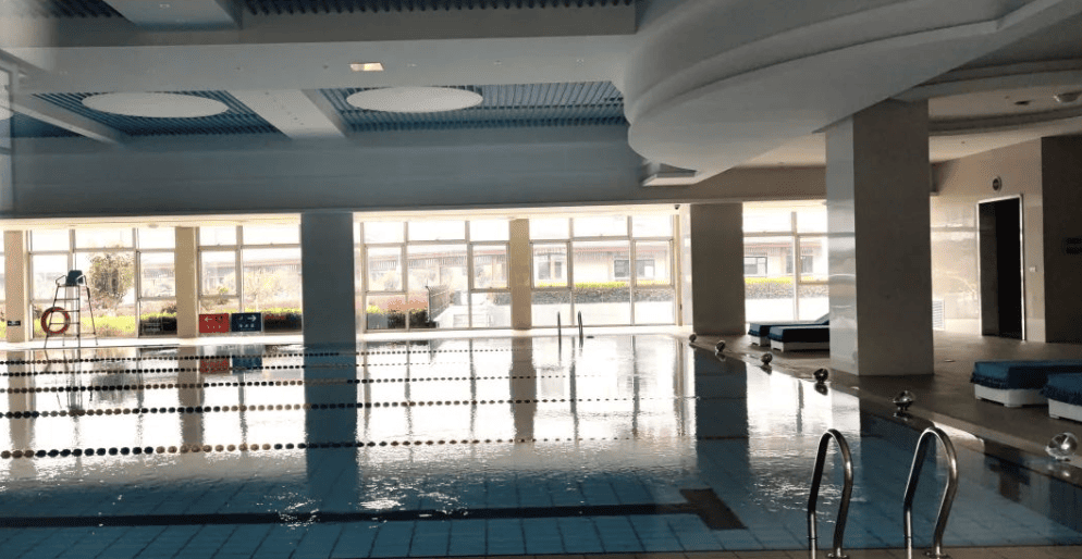 合肥市老年大学室内泳池