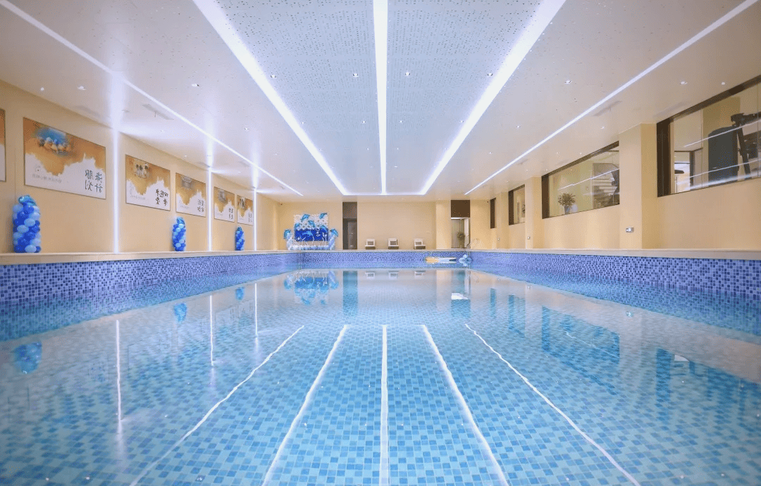 宿迁绿城湖滨四季室内泳池