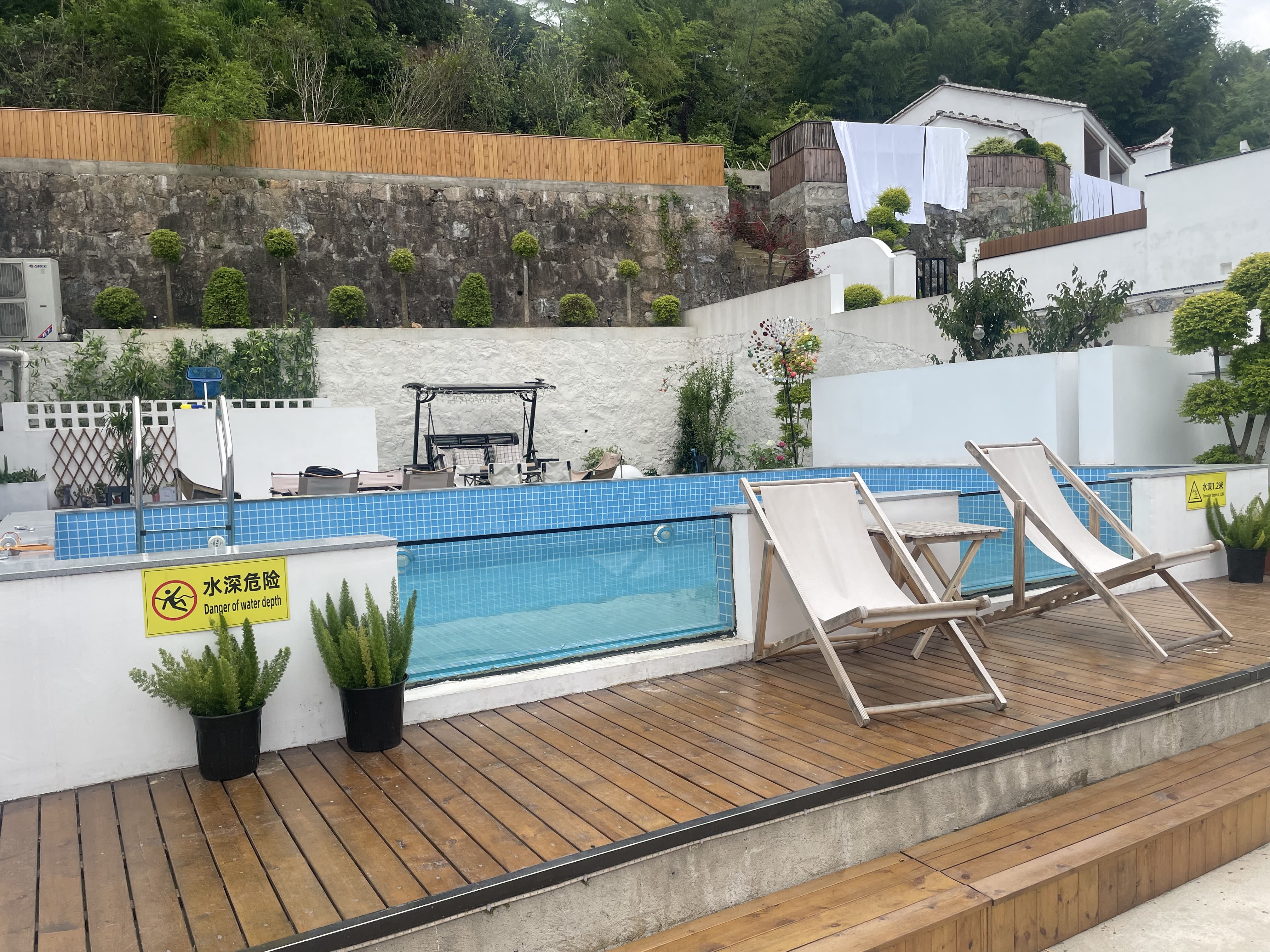 池州市九华山民宿泳池